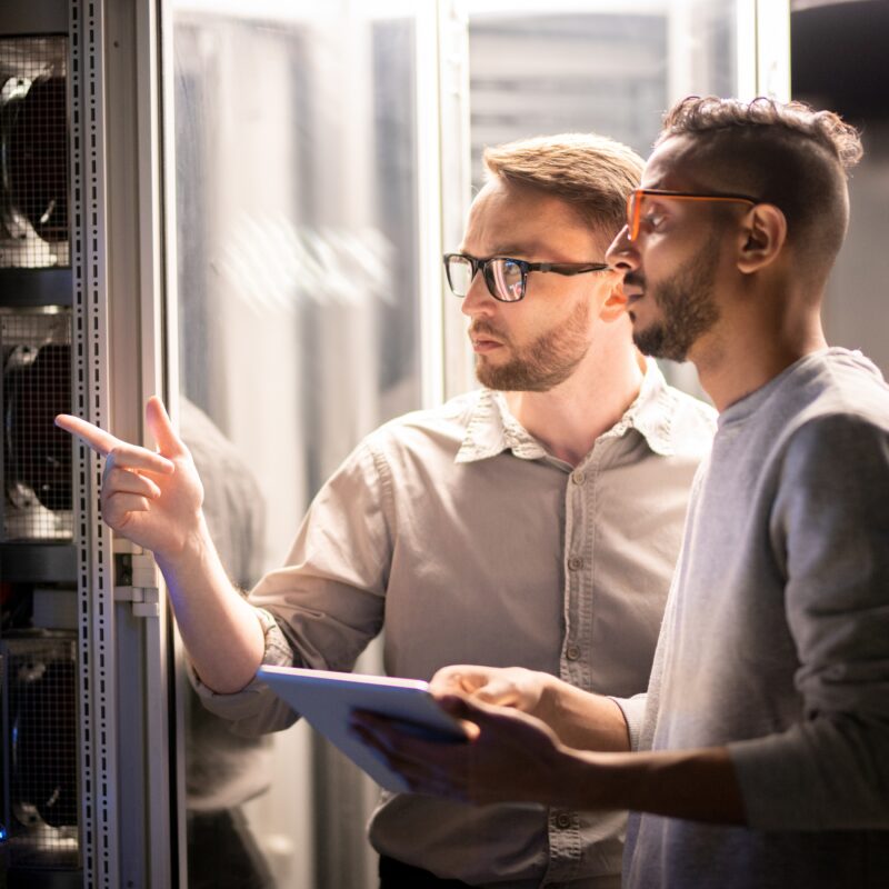 ¡Ya disponible! El UPS Interactivo ideal para mantener sus equipos siempre encendidos